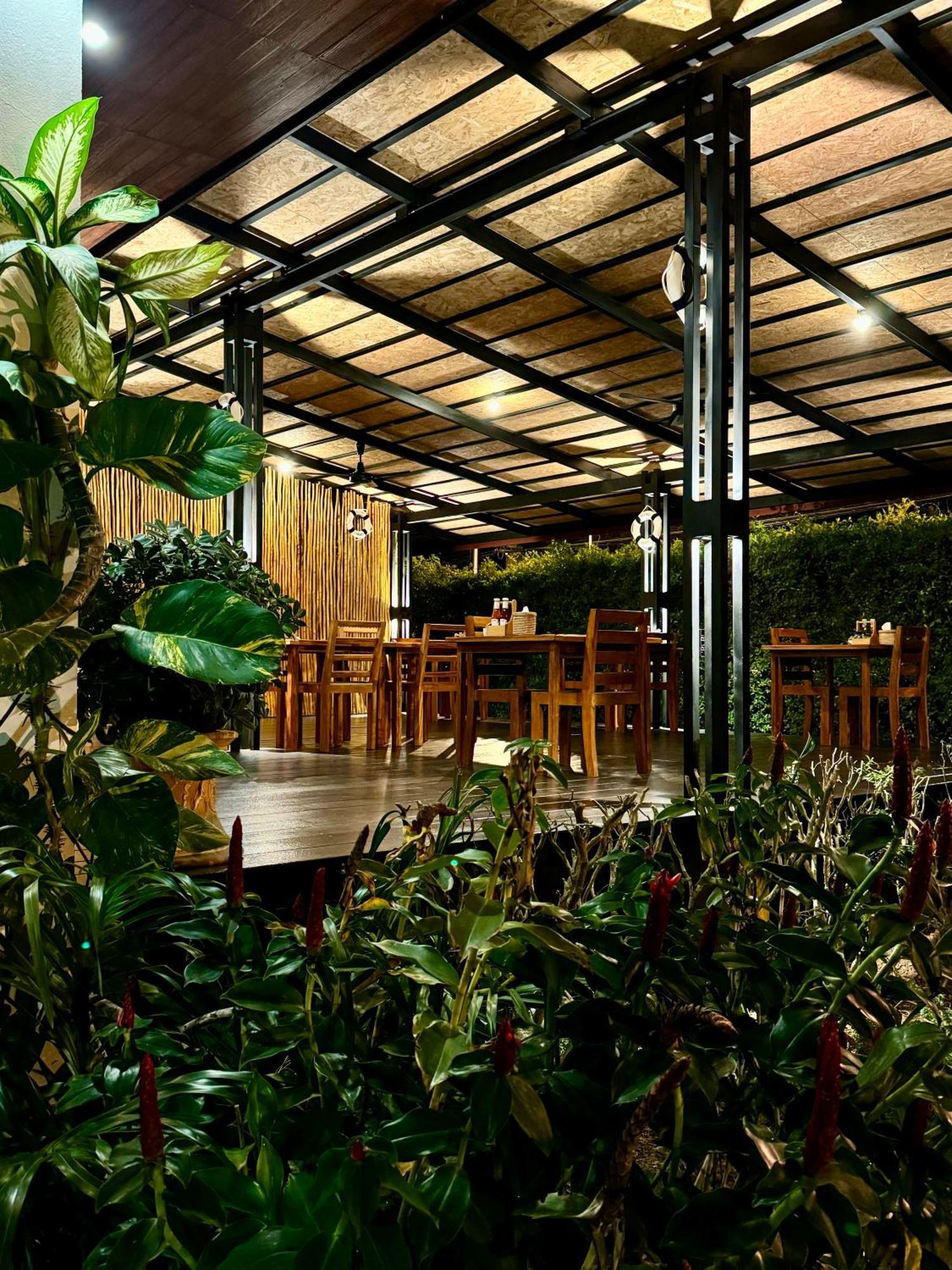 Verona Lanta Resort Koh Lanta Bagian luar foto